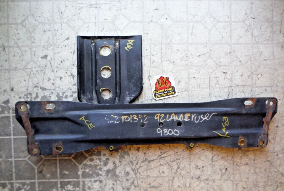 91-97 Toyota Land Cruiser FZJ80 Transmission Crossmember OEM 51202-60160 Foto 1 de 4