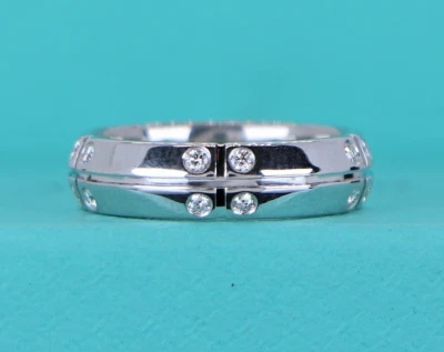 Alianza de boda Tiffany & Co Streamerica de oro blanco de 18 quilates con diamantes redondos de 5 mm talla 5,5 Foto 1 de 4