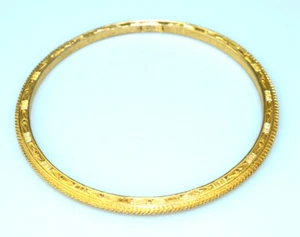 VINTAGE CROWN TRIFARI BANGLE BRACELET FANCY DESIGN ON BOTH SIDES & BEADED EDGE - Picture 1 of 4