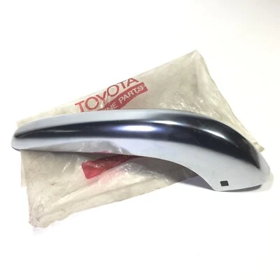 丰田卡罗拉 KE20 扩展后保险杠右手正品全新无标签日本 — 第 1/4 张图片