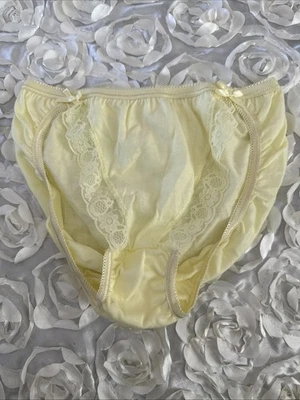 Vtg SO-EN Yellow String Bikini   Panties Size M - Image 1 of 4
