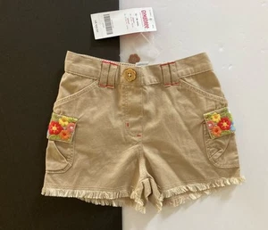 NWT Gymboree Island Getaway 12-18 Months Khaki Embroidered Flower Shorts - Picture 1 of 2