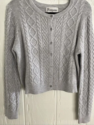 Cardigã suéter feminino No Boundaries grande cinza malha macia cropped - Imagem 1 de 4