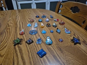 27 Stück Kunsthandwerk Kunst Glas dichroitisches Glas Anhänger Schmelzglas Handarbeit Handarbeit  - Bild 1 von 24