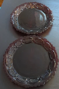 "Lote de 2 platos de vidrio rojo rubí Avon Cape Cod 5 1/2"" pan y mantequilla vintage" - Imagen 1 de 2