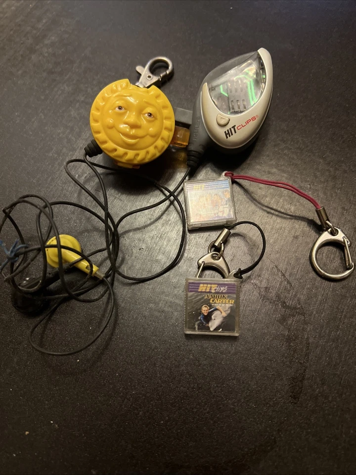 Vintage  Sun Hit Clips Player with 2 Hit Clips - Image 1 of 2