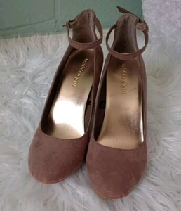 Madden Girl Pumps Damen 10M Prince Knöchelriemen hoher Blockabsatz Wildleder - Bild 1 von 16