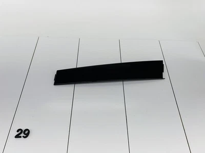 17-18 VOLKSWAGEN TIGUAN LIMITED PUERTA DELANTERA DERECHA PILAR MOLDURA OEM Foto 1 de 4