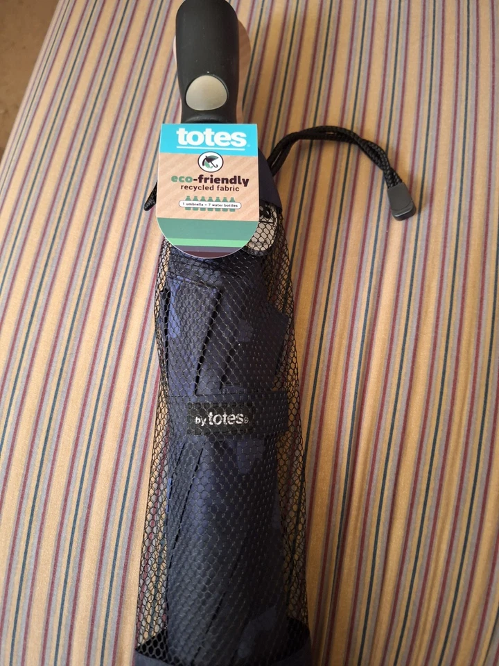 Paraguas Totes ecológico 55 pulgadas cobertura repelente al agua negro Foto 1 de 1