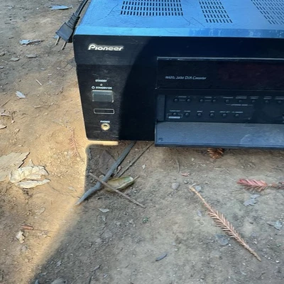 Pioneer VSX-D711 Dolby Surround Sound Stereo Receiver - TESTED WORKING - Image 1 of 4