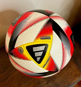 ADIDAS AMBERES RFEF OFFICIAL MATCH BALL COPA DEL REY QUALITY PRO 60 Th ANNIVERS. - Foto 1 di 8