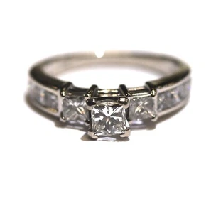 GIA certified SI1 K Princess diamond 1.40ct SI2 H Engagement ring 4.4g 3 stone - Picture 1 of 11