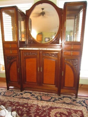 ANTIGUO APARADOR BUFFET FRANCÉS ART NOUVEAU CON TAPA DE MÁRMOL TALLADO Foto 1 de 4