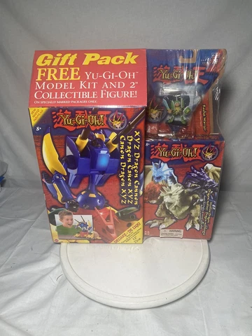Rare Yu-Gi-Oh Sealed Gift pack XYZ Dragon cannon model, Mythic Dragon Model Cover