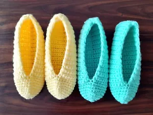 WARM AND SUPER COMFORTABLE HAND CROCHET SLIPPERS - 7.5 TO SIZE 8 - AVERAGE - Picture 1 of 1