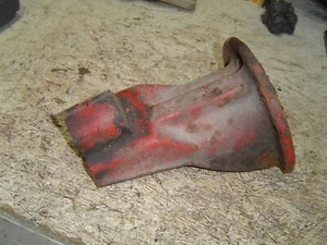 1967 1973 Ford 9 Rear End Center Bounce Bracket and Rubber - Picture 1 of 4