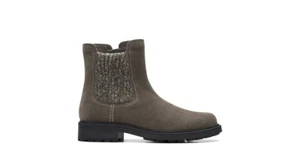 Neu Clarks Damen Opal Himmelgrün Wildleder Freizeit Chelsea Boots Größe 8 - Bild 1 von 1