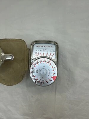 Vintage Weston Master V Universal Exposure Meter Model 748 - Image 1 of 4