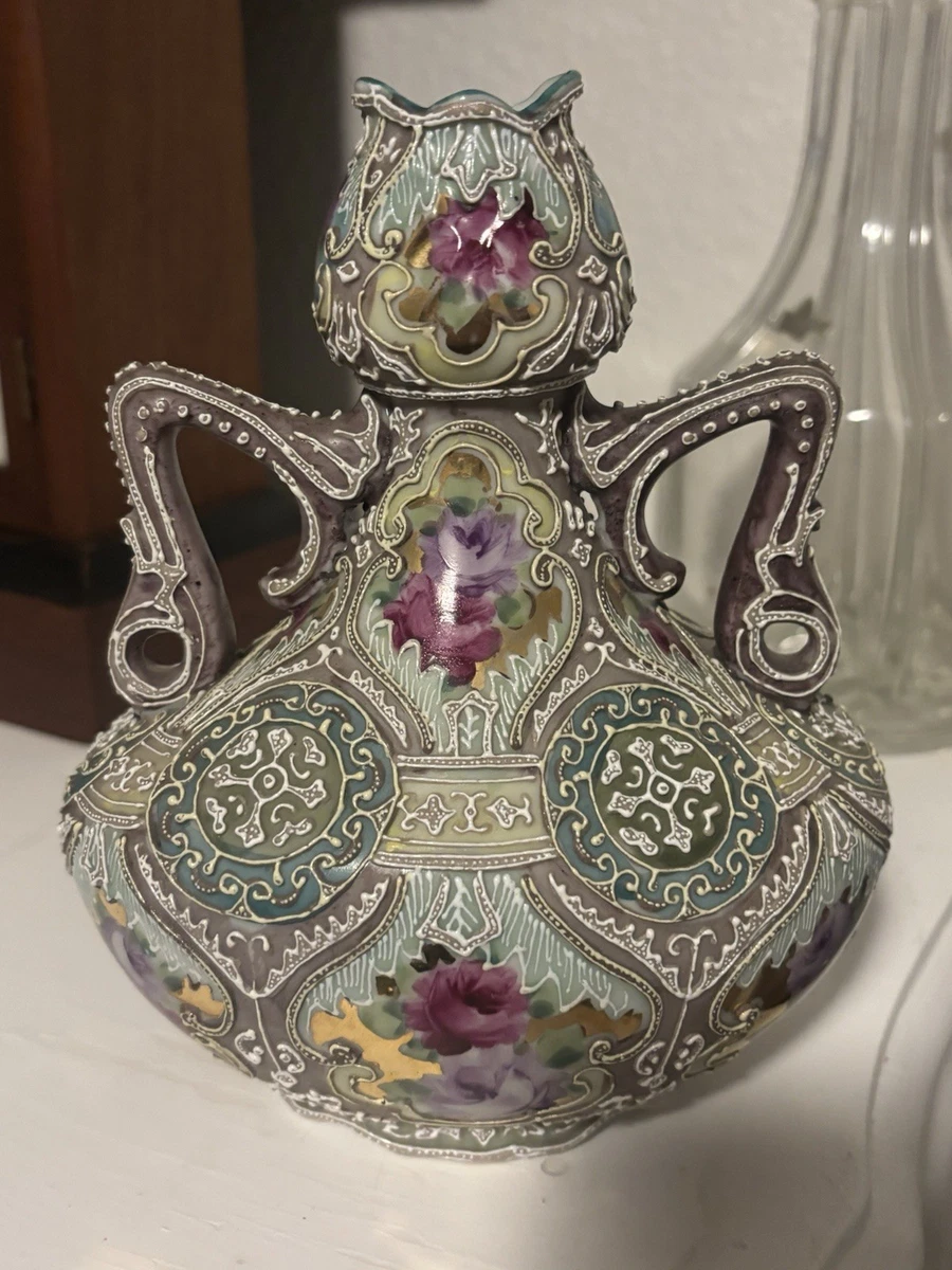 アンティーク花瓶 鎌倉時代 古瀬戸 印花蓮文仏花瓶（1185–1333 CE） | 入蘆花（ロカニイル）