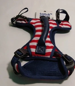 Tails & Noses Red, White & Bold Dog Harness NWT Girth 18-22" Weight 6-25 lbs - Picture 1 of 15