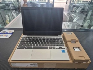 Samsung Galaxy Chromebook Go XE310XDA 11.6" Laptop N4500 4GB 64GB eMMC (Shop1006 - Picture 1 of 13