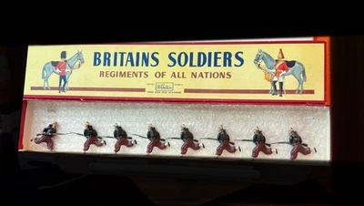Gran Bretaña 142, carga Zouaves franceses, fundición hueca de plomo vintage, DJ Foto 1 de 4