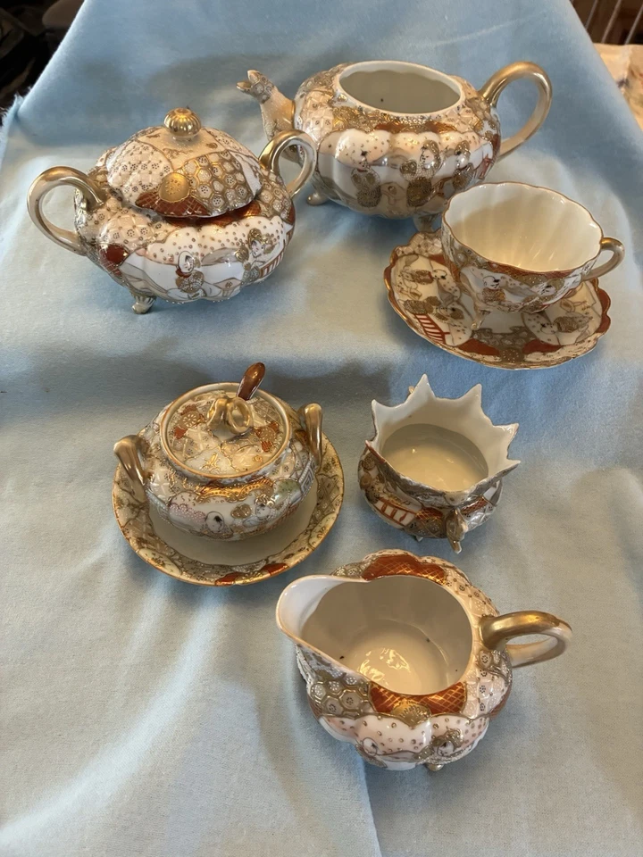 Japanese Satsuma 22kt Gold Rimmed Porcelain 10 piece Tea Set - Image 1 of 4
