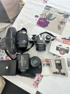 Pentax ME Super 35mm SLR Camera + Lens 1:35 mm + Lens 50mm + AF 200S Flash - Picture 1 of 6