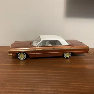 Revell 1/25 Lowrider Club Imperials Pura Onda Espinosa's '64 Chevrolet Impala SS - Picture 1 of 11