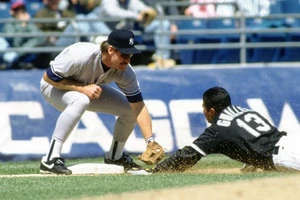 Wade Boggs New York Yankees fields at an MLB game at Comiskey Park- Old Photo 1 - Picture 1 of 1