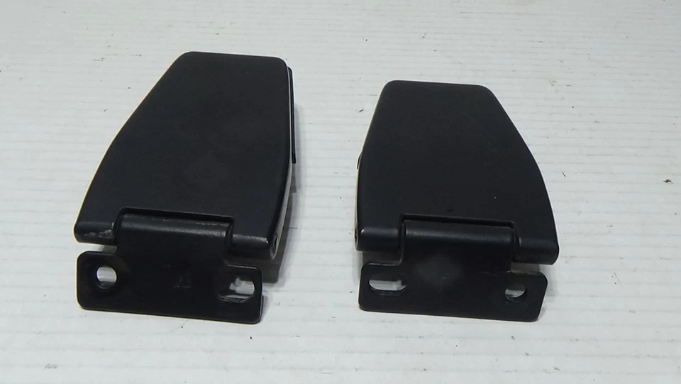 Jeep Wrangler TJ 1997-2006 puerta levadiza trasera bisagras de ventana Foto 1 de 4