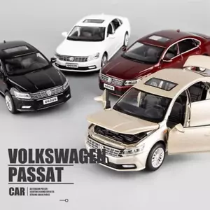 1:32 Volkswagen Passat Model Car with Light and Sound Features - Bild 1 von 6