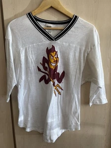 Pink Victoria’s Secret Damen Bluse Small V-Ausschnitt Sun Devils 3/4 Ärmel Nieten - Bild 1 von 5