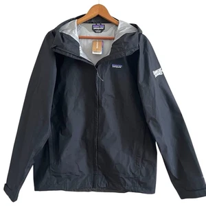 Patagonia Torrentshell 3L Regenjacke Herren M schwarz wasserdicht H2NO Sam Adams Neu - Bild 1 von 16