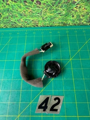 2012-2015 Jaguar XF Front Rear Door Tweeter Speaker AW93-18808-AC OEM - Image 1 of 4