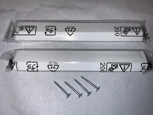 DUE MANIGLIE CASSETTI LETTO IKEA BRIMNES 7 7/8" bianco #124328 128763 156619 - Foto 1 di 3