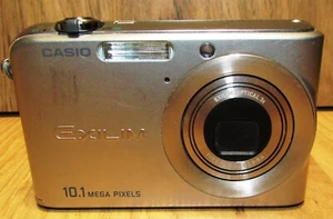 Casio Exilim Digital Camera EX-Z1000.... Works - Picture 1 of 5