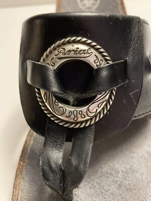 SANDALIA ROCKIN MUJER ARIAT CUÑA CONCHO METAL ADORNADO PLATA/NEGRO TALLA 6.5B Foto 1 de 4