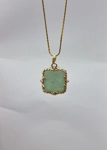 14ct Gold Pendant Neckless Green Jadeite Stone Hallmarked - Picture 1 of 8