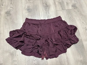 Minigonna Aerie Sweet 'n Silky con volant S vino raso nappa coulisse viscosa - Foto 1 di 6