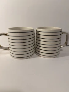 2er Set * THYMIAN & TISCH * Langlebige STEINZEUG TASSEN Schwarz & Weiß Streifen 16 Oz - Bild 1 von 4