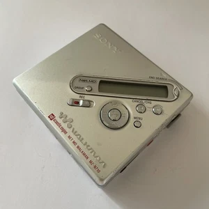 Sony MZ-N710 NET MD Walkman MiniDisc Portatile Registratore/Lettore - Argento. - Foto 1 di 10