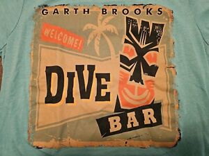 Garth Brooks Dive Bar Turquoise T-shirt Size M