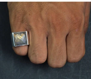 Solid 925 Sterling Silver Natural Yellow Fire Labradorite Gemstone Men's Ring - Picture 1 of 9