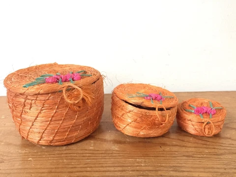 Set 3 Vintage Asian Handmade Woven Orange Straw Nesting Decorative Baskets 3.5" Cover
