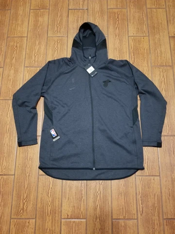 Nike NBA Miami Heat Therma Flex Showtime Hoodie Size 2XL AV1541-032 Cover