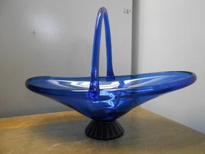 Schwerer Vintage großer 16" länglicher kobaltblauer mundgeblasener Kunstglaskorb mit Griff - Bild 1 von 12