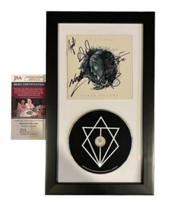 IN FLAMMEN SIRENE CHARMS SIGNIERT CD JSA Autogramm DIplay gerahmt - Bild 1 von 1