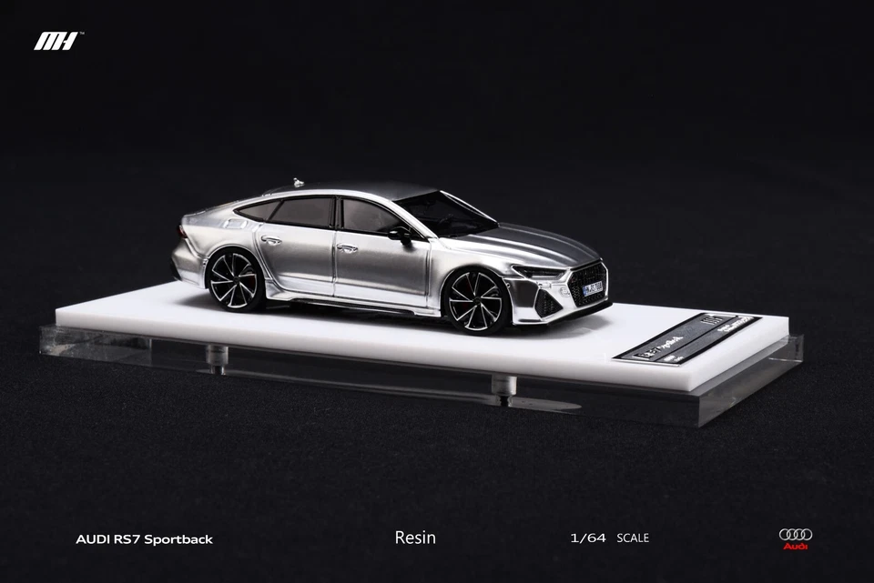 1/64 scale Motorhelix  Audi RS7 Sportback Resin car model - Immagine 1 di 4