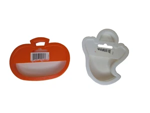 SET OF 2 Vintage 1991 Wilton Plastic Halloween Cookie Cutters Pumpkin Ghost - Picture 1 of 16
